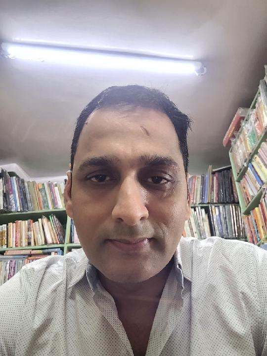 Manish Singhvi
