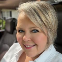 Michelle Leigh Giles