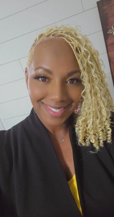 Apostle Buwana Holmes