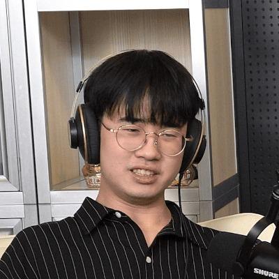周 Eason