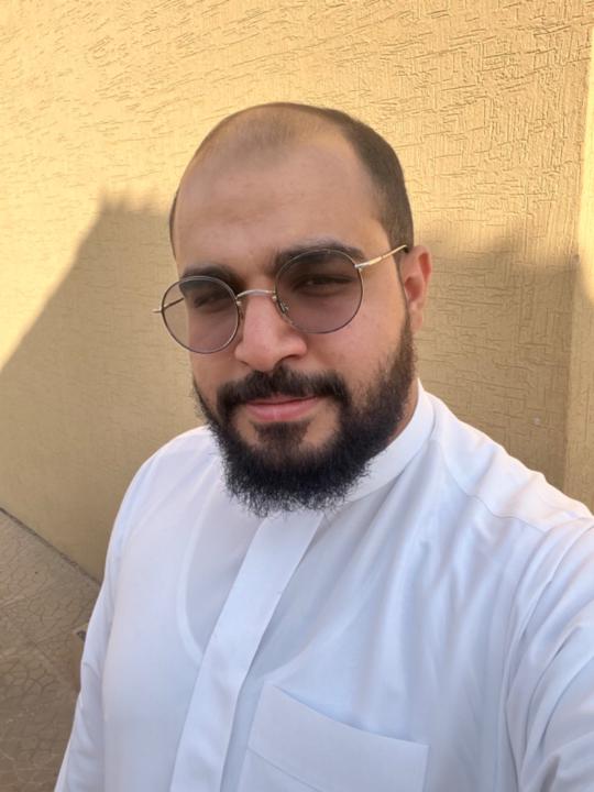 عبدالرحمن خليفة