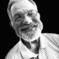 `Robert Cates