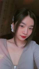 黃 妤薇