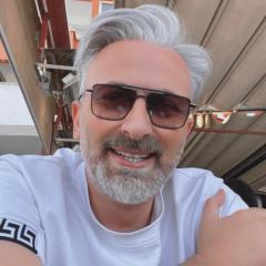 Javier González