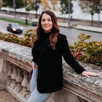 Alíz Molnár-Szekeres