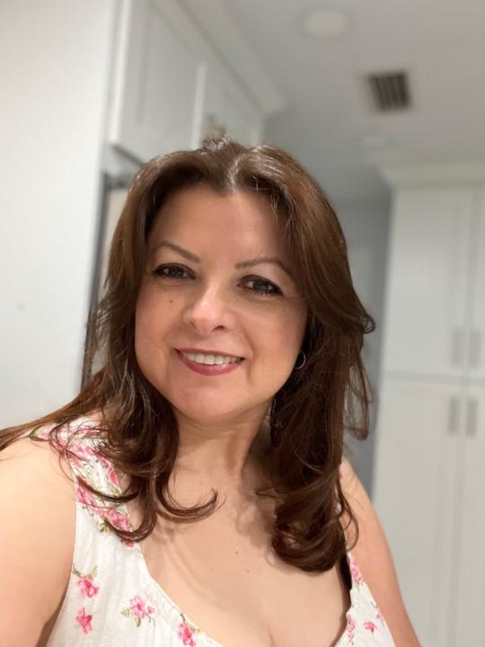 Mayra Castellanos
