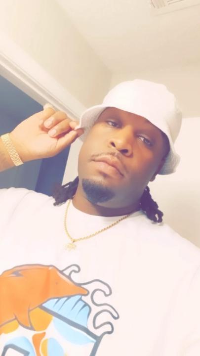 Dre Riggins