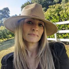 Stephanie Poff
