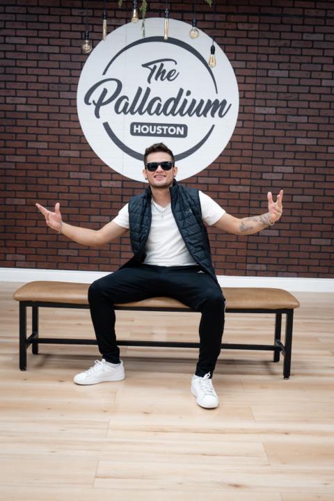 Chris Hernandez