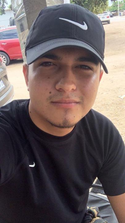 Santiago Cruz