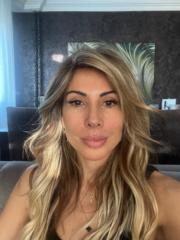 Esra Akharman