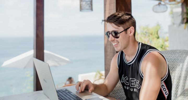 6 Figure Accelerator 