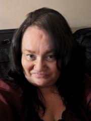 Lora Cruse