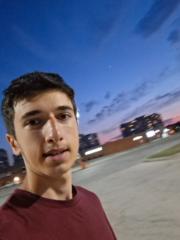 Eitan Shalomov