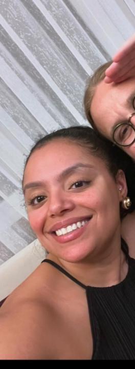 Yasemin Dillard