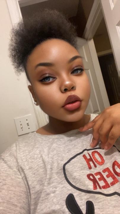 Tayana Taylor