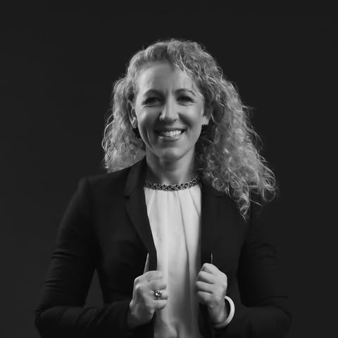 Dr. Carla Caturia