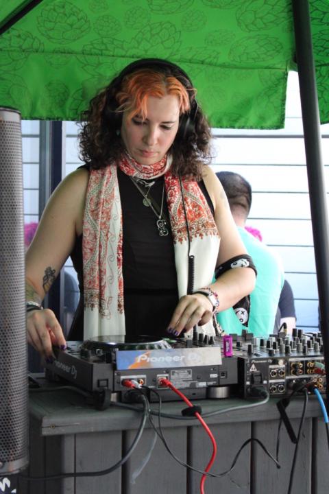 Helena Espino