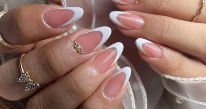 Uñas y éxito con katerine………..