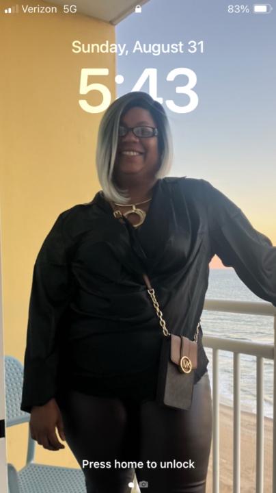Lynnette Holmes