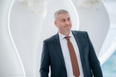 Иван Иванов