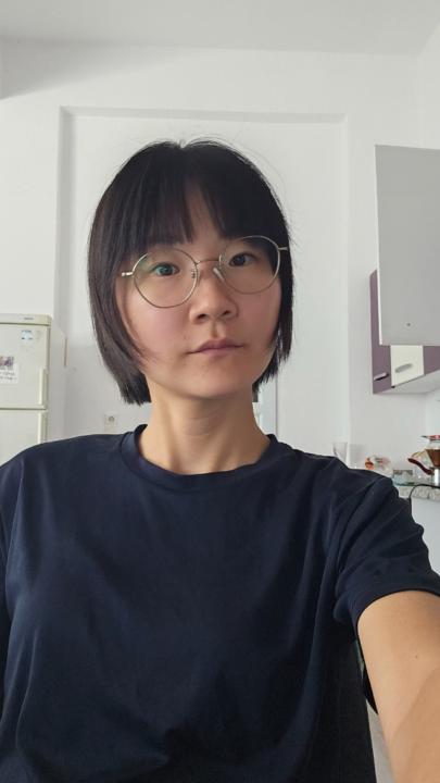 Yujin Lee