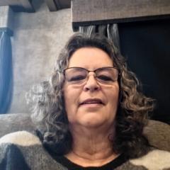 Carolyn Knitter
