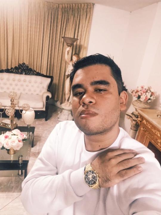 Leandro g Ferretto collas