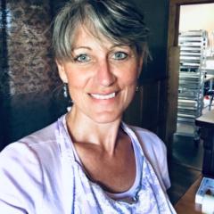 Amy Tausend Harvey