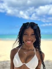 Arianna Oladapo