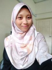 Izah Nawawi