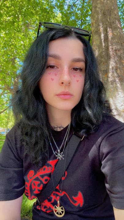 Lili Lg
