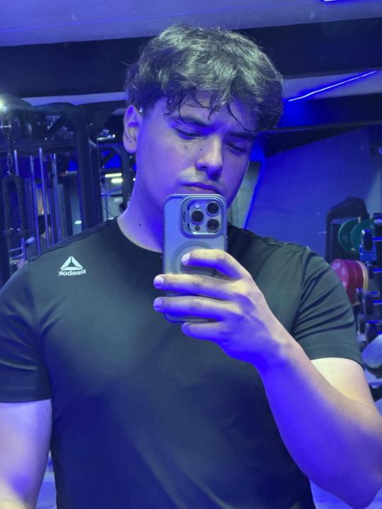 Cesar Gómez