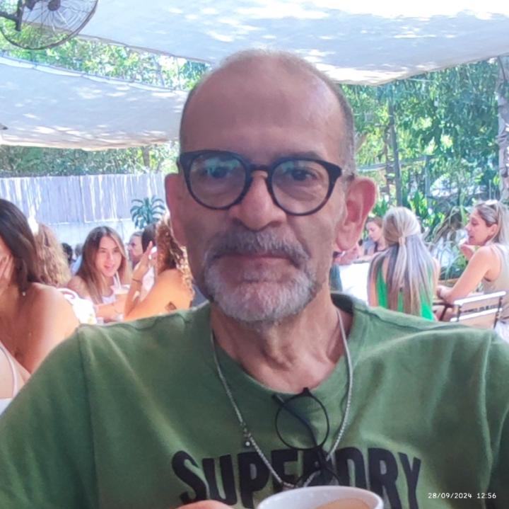 Leon Hazan