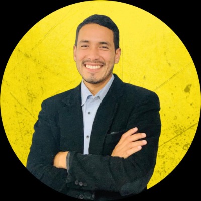 Carlos Rivera colchado