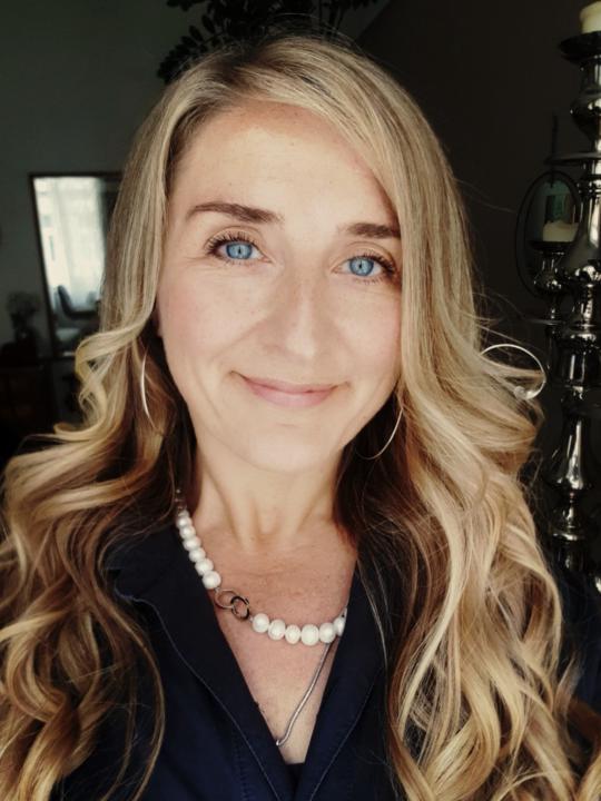 Anna Selge