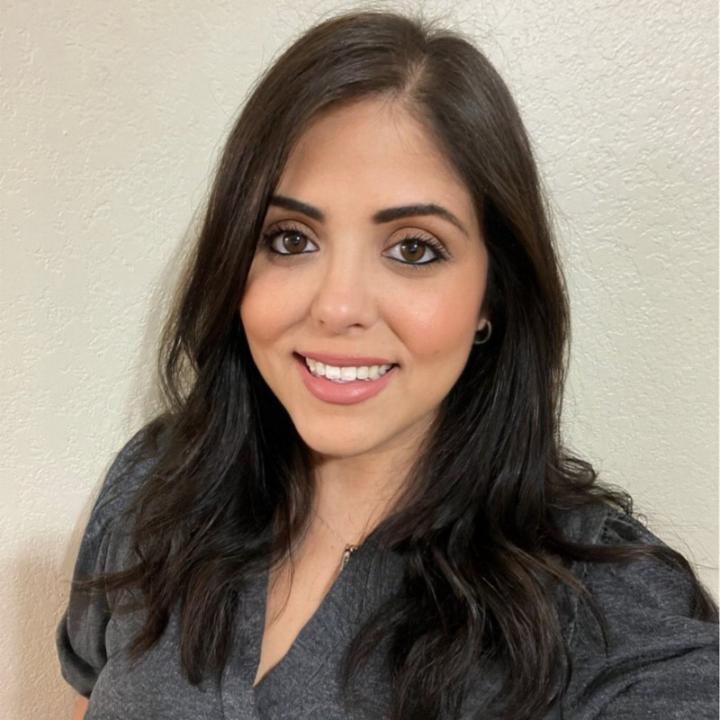 Yesenia Fishbein