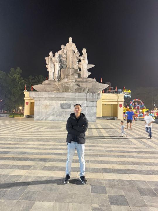 Dao Duy anh