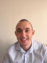 Aaron Frátrik