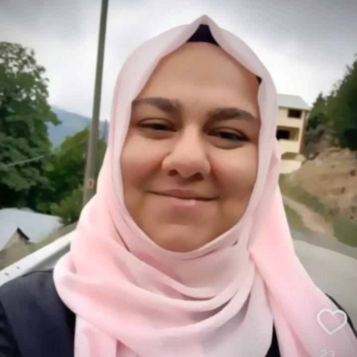 Neşe Uzundurugan