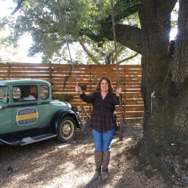 Mary Savarino