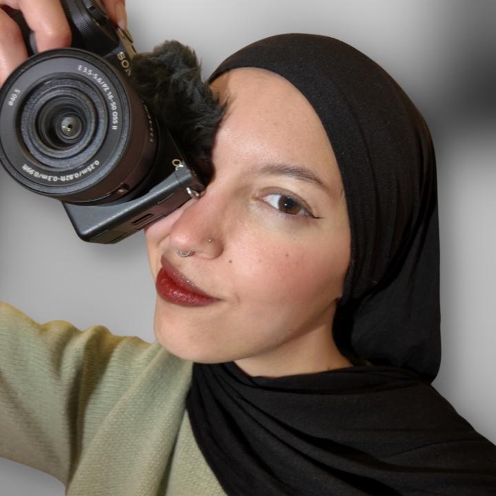 Ahlam D. Azhir