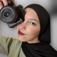 Ahlam D. Azhir