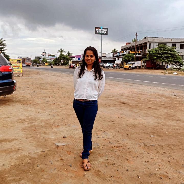 Suruthi T r