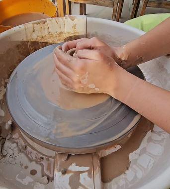 Ayvalık'ın En Eski Meslekleri 3: Zanaatkârlık, Ayvalık’ın El İzi ile Yaşayan Meslekleri