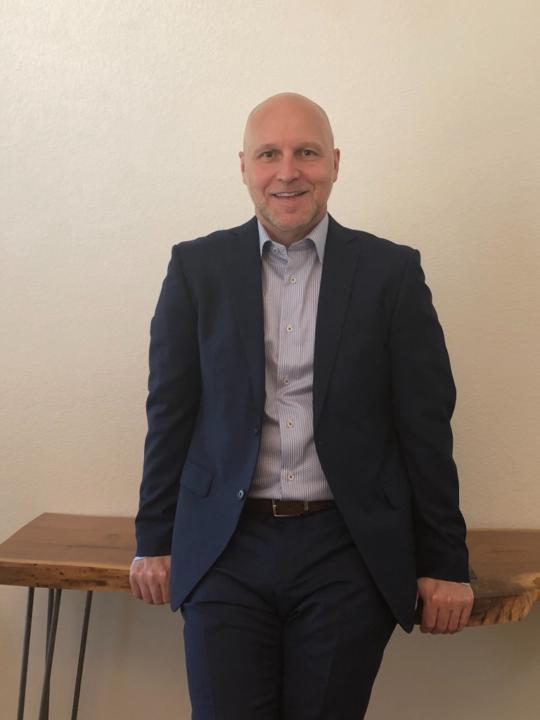 Darryn Fossand