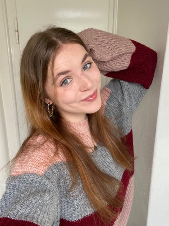 Lena Sterzik