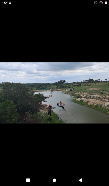 Upclose with the zipline