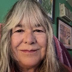 Suzanne Shelton