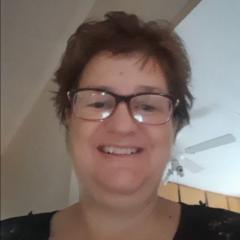 Deidre Naude